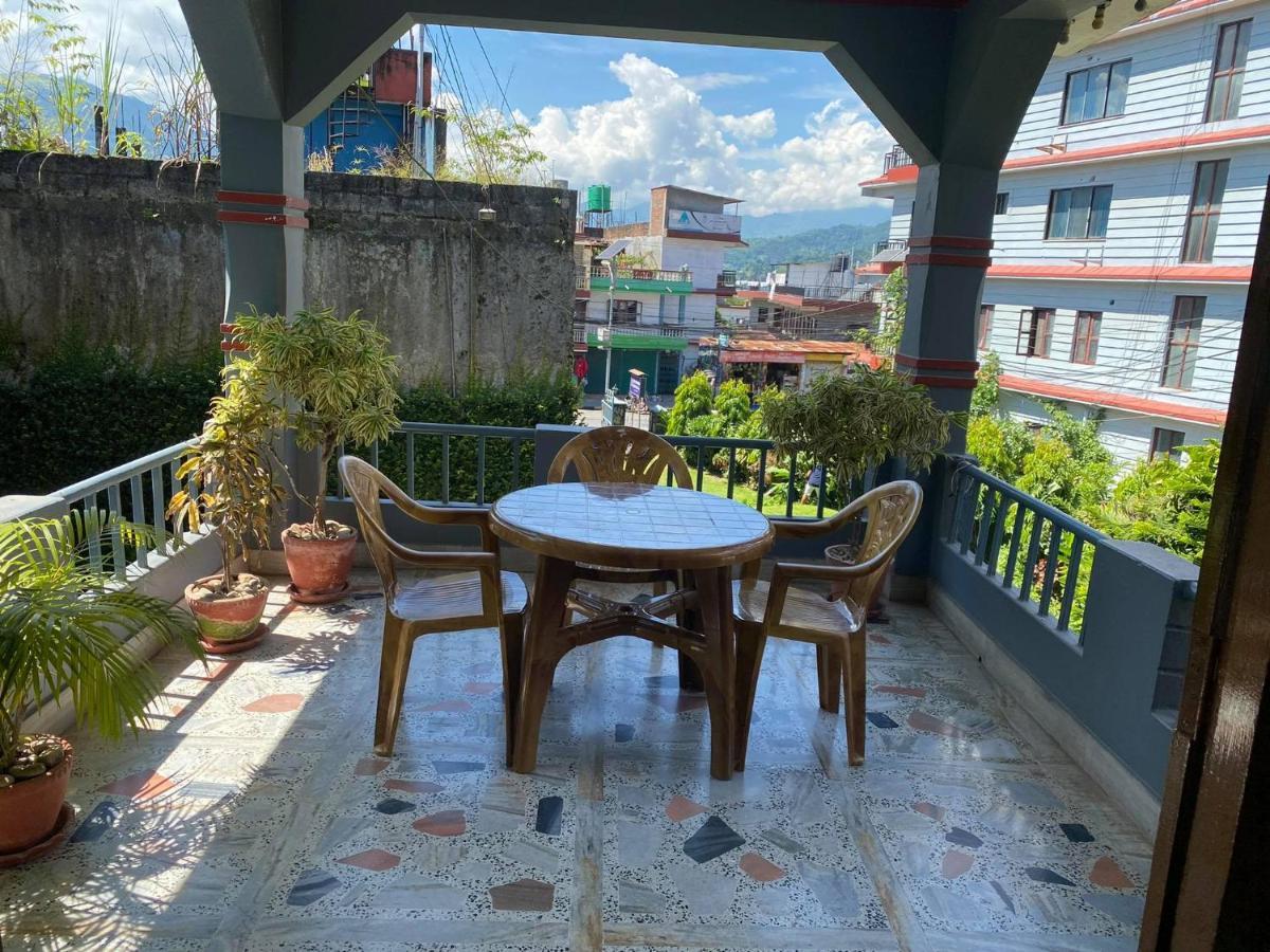 Hotel Blue Magnet Pokhara Exteriör bild