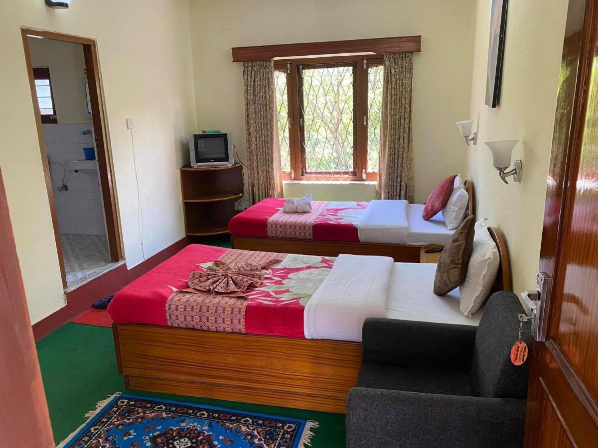 Hotel Blue Magnet Pokhara Exteriör bild