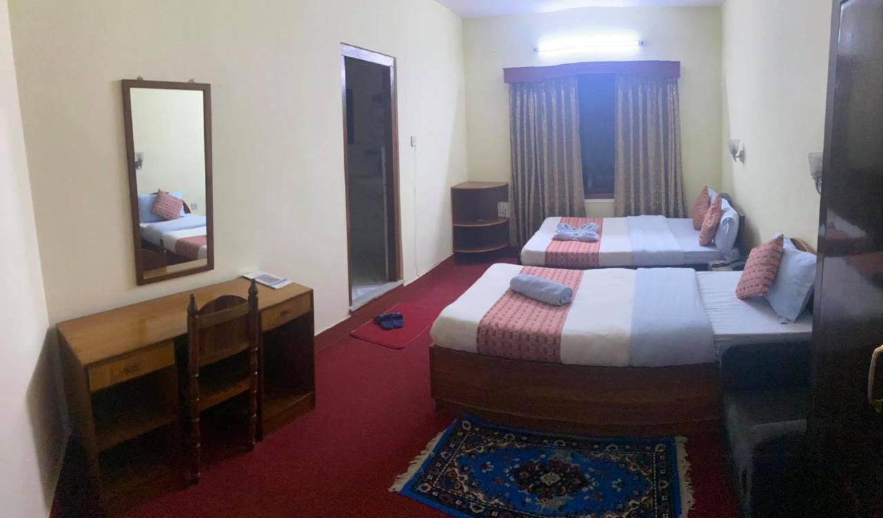 Hotel Blue Magnet Pokhara Exteriör bild