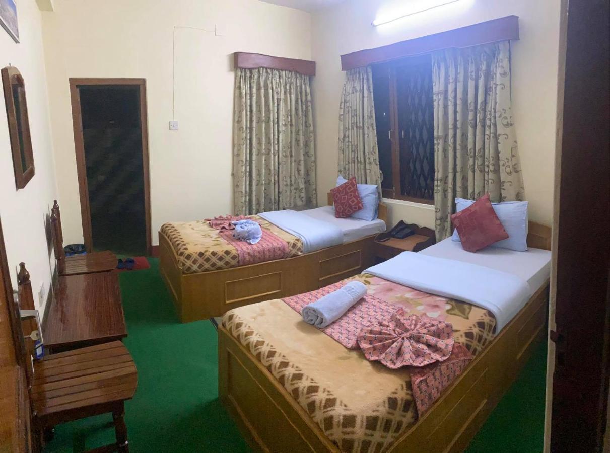 Hotel Blue Magnet Pokhara Exteriör bild