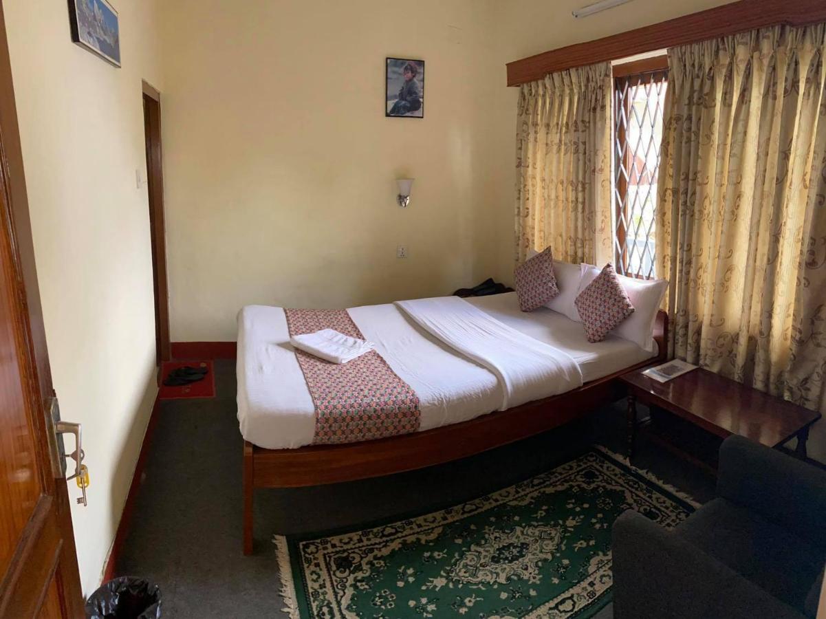 Hotel Blue Magnet Pokhara Exteriör bild