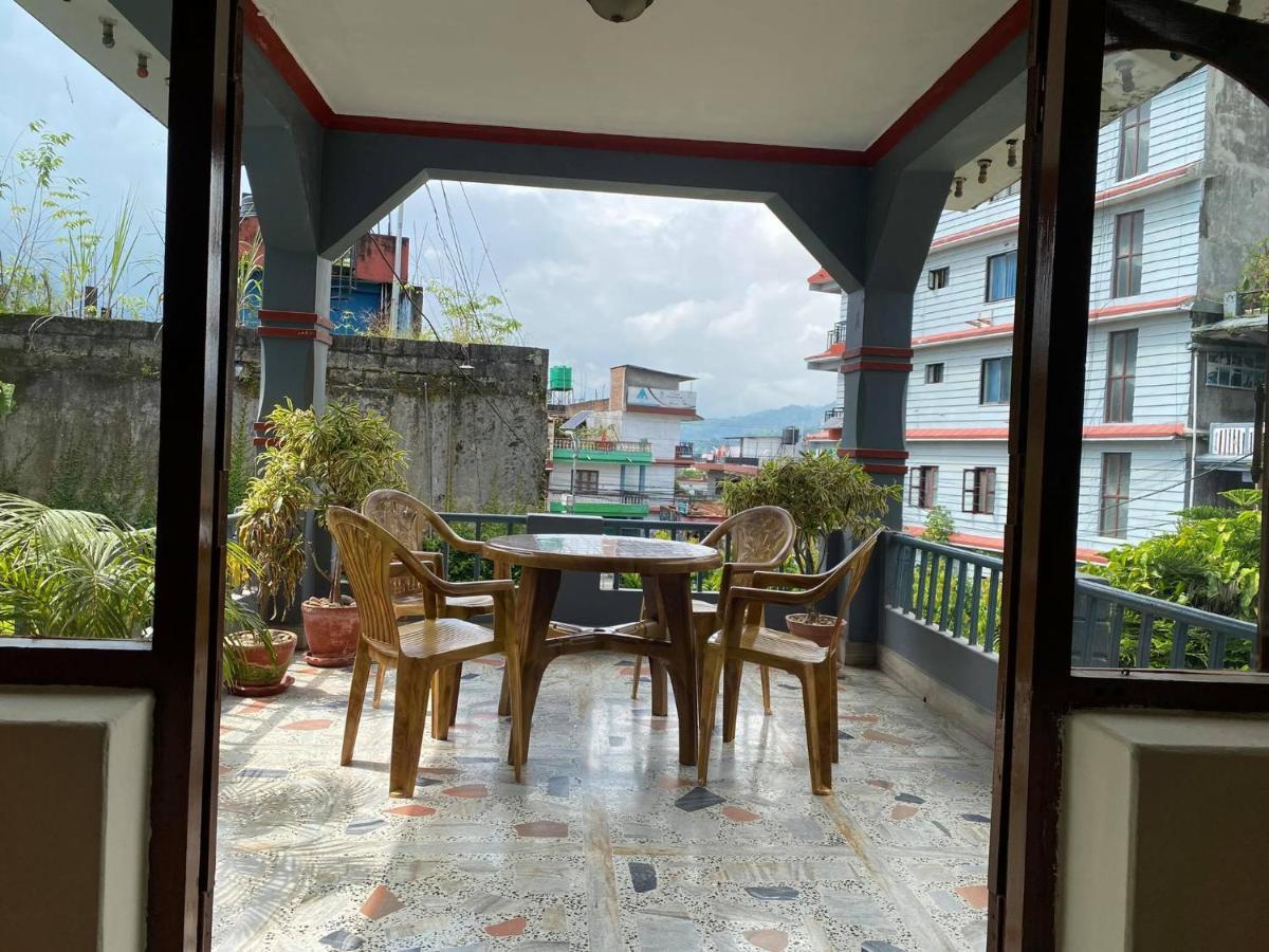 Hotel Blue Magnet Pokhara Exteriör bild