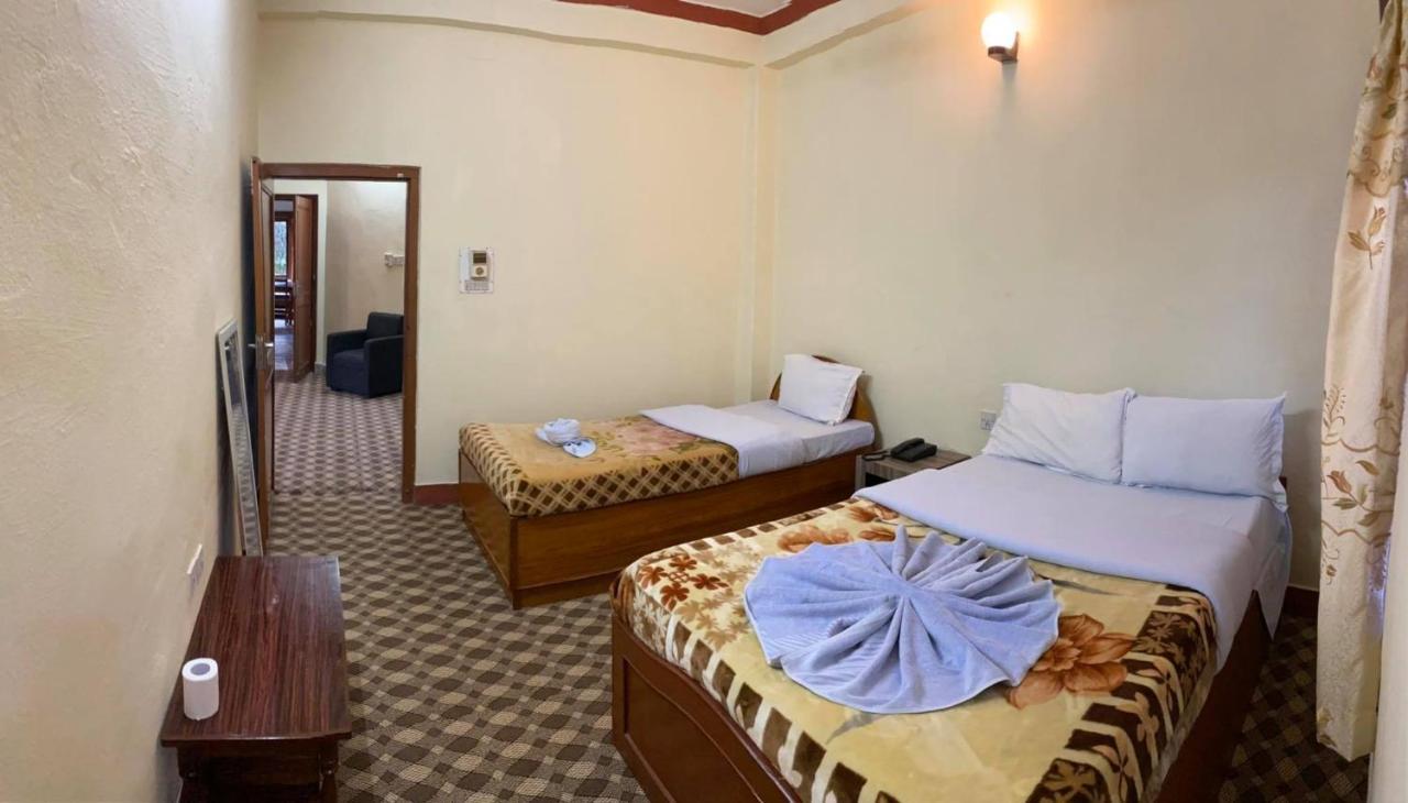 Hotel Blue Magnet Pokhara Exteriör bild