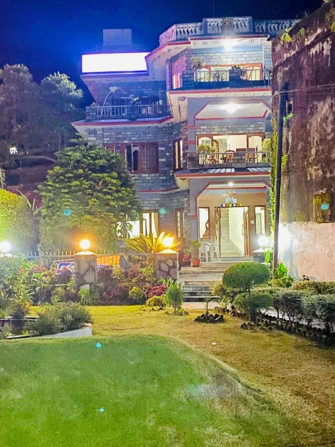 Hotel Blue Magnet Pokhara Exteriör bild