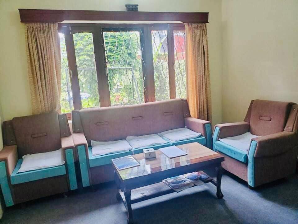 Hotel Blue Magnet Pokhara Exteriör bild