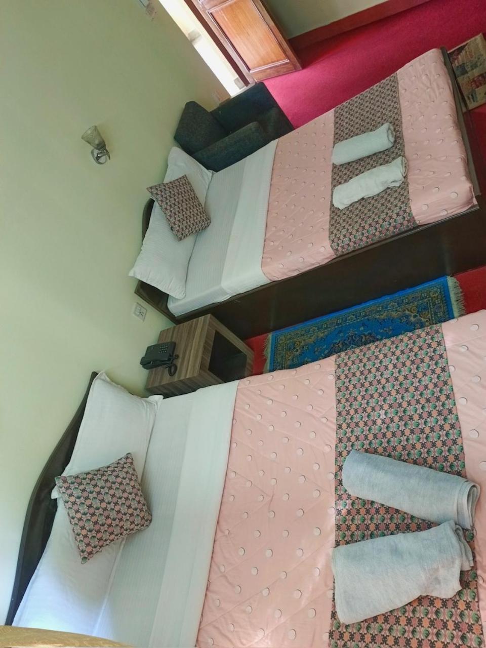 Hotel Blue Magnet Pokhara Exteriör bild