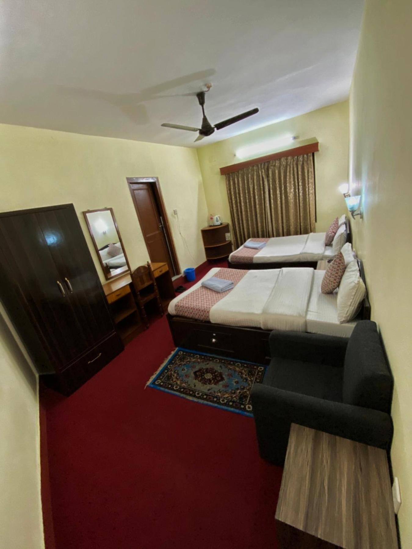 Hotel Blue Magnet Pokhara Exteriör bild